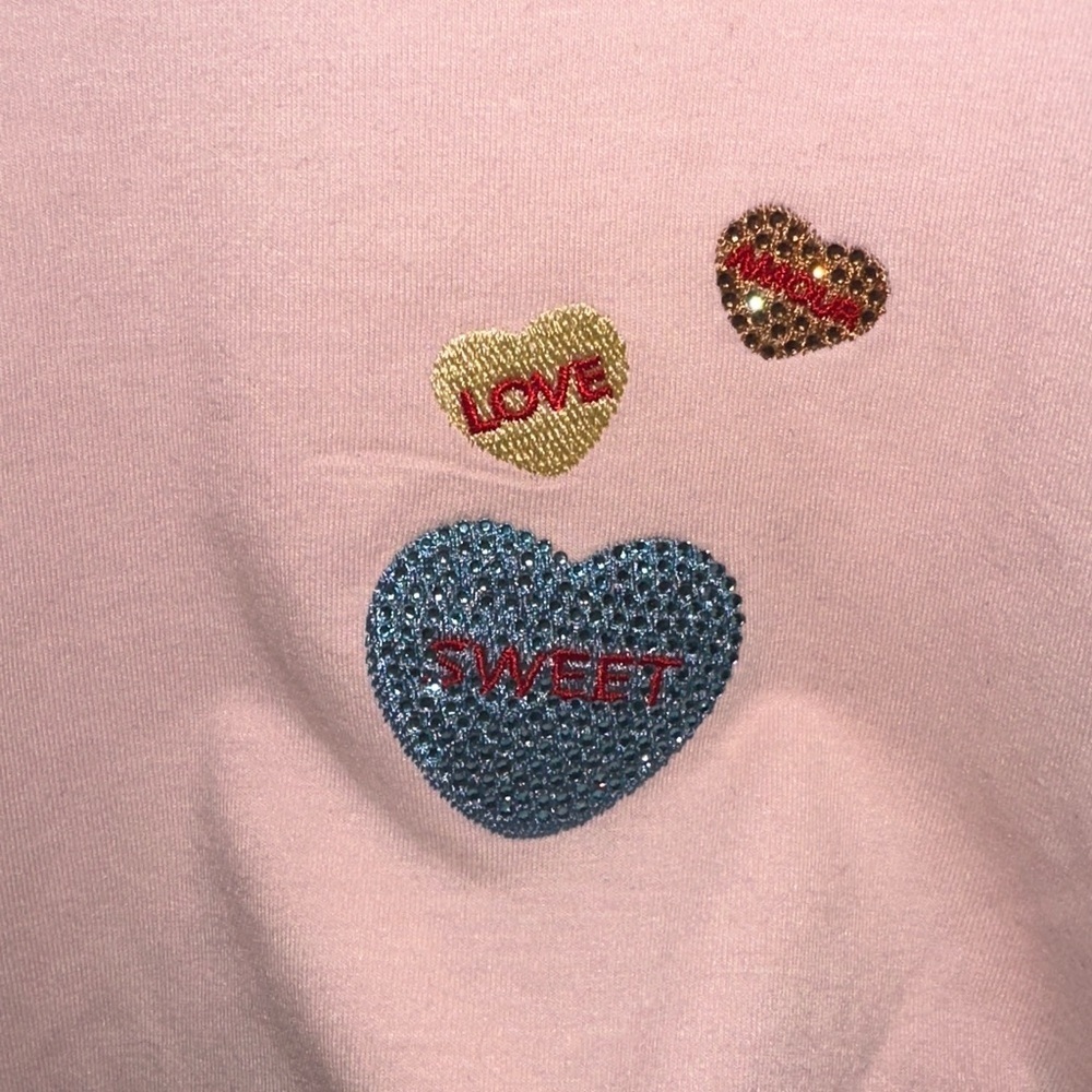 OntWelfth Size Medium Pink embroidered jeweled candy heart Valentine’s shirt - Picture 5 of 8